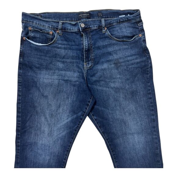 Lucky Brand Jeans Men 38x30 Blue Denim 410 Athletic Straight Medium Wash Stretch - Picture 2 of 14